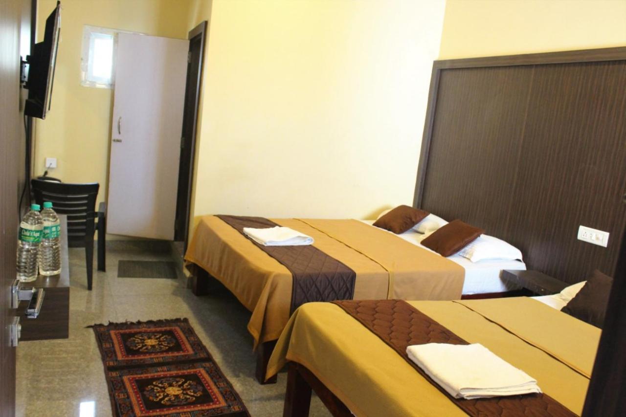 Gsr Residency Hotel Kanchipuram Eksteriør billede
