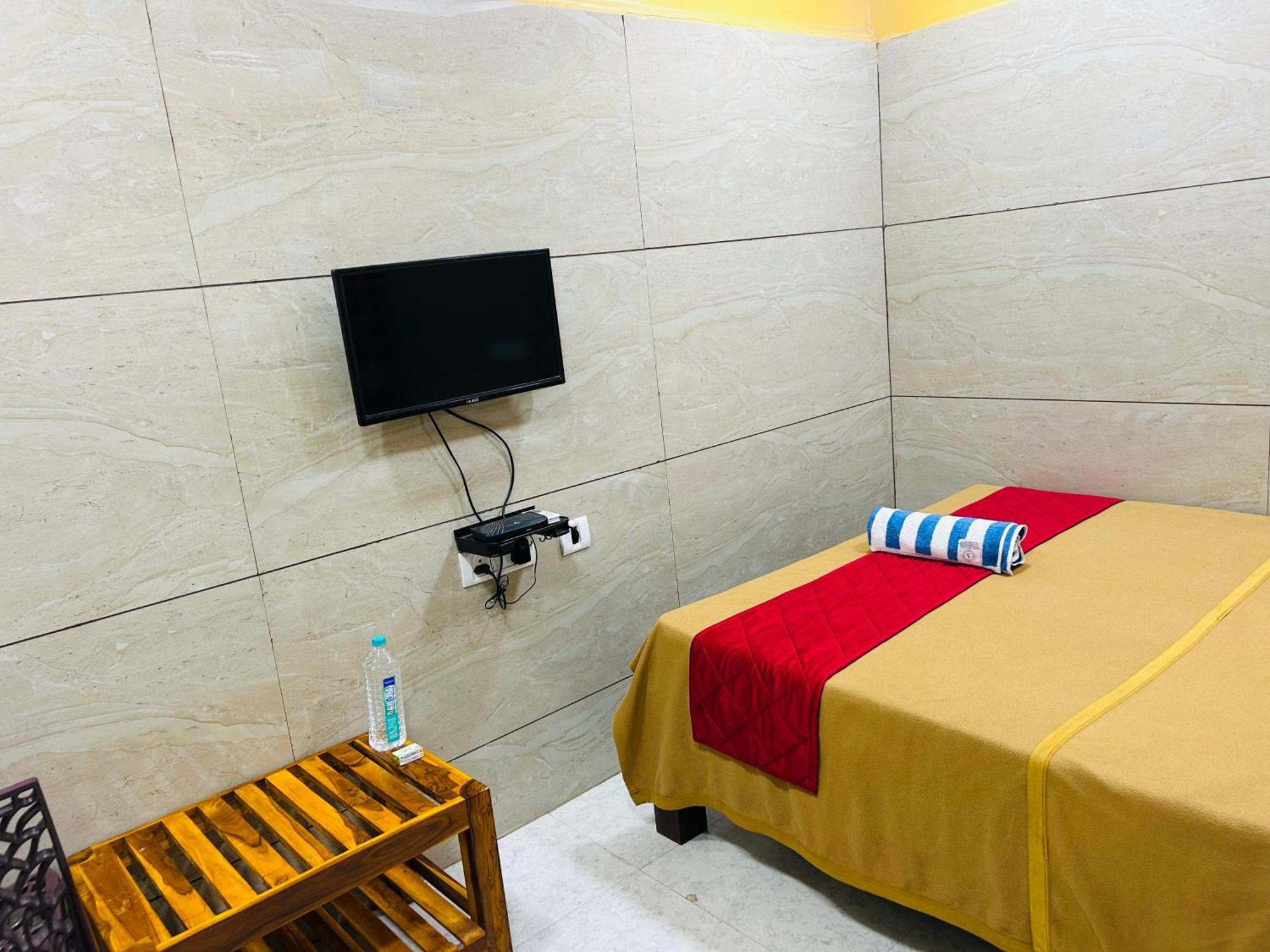 Gsr Residency Hotel Kanchipuram Eksteriør billede