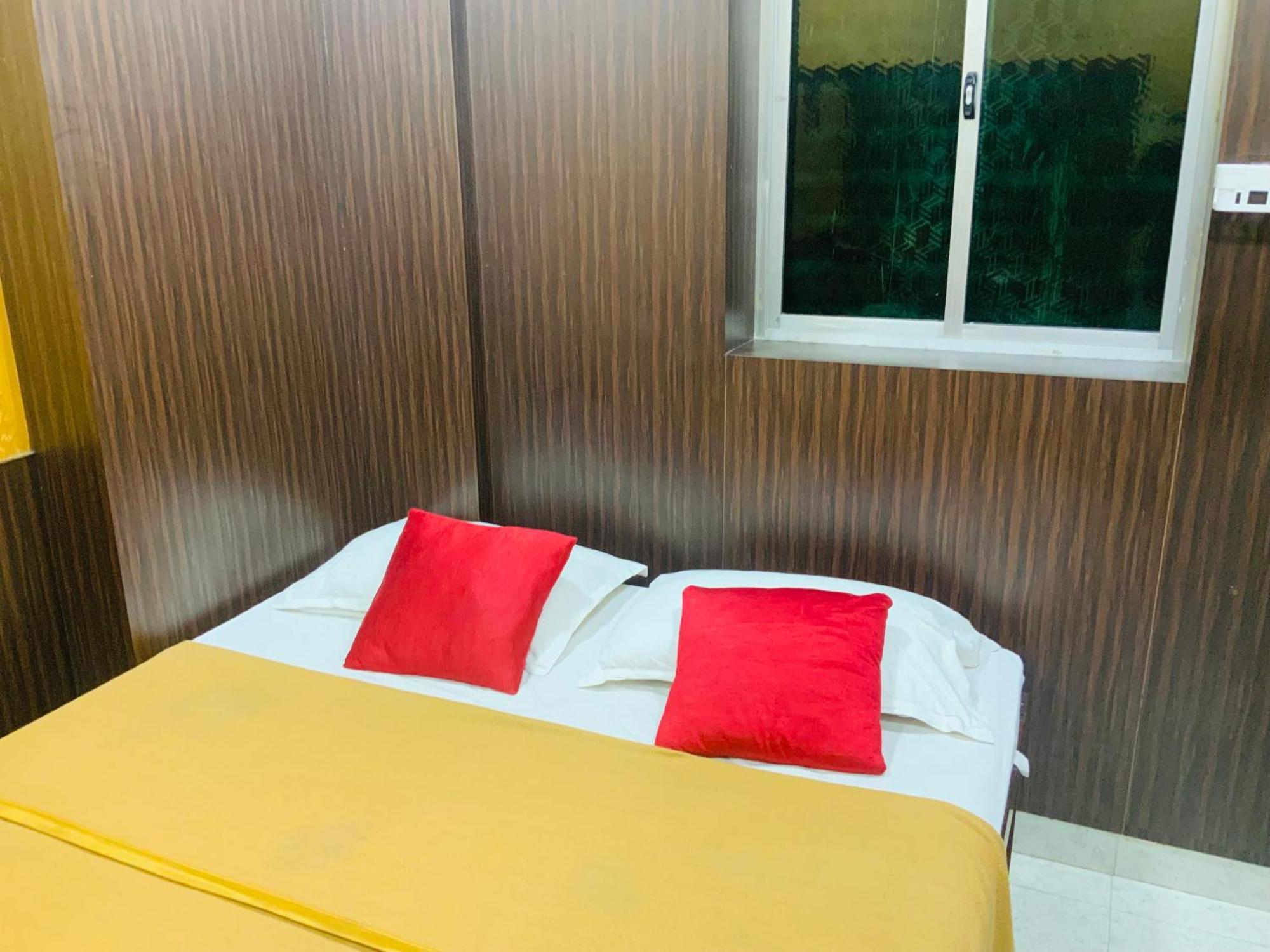 Gsr Residency Hotel Kanchipuram Eksteriør billede